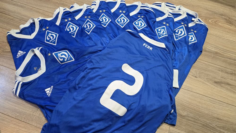 Продам лонгслів + шорти Динамо Київ