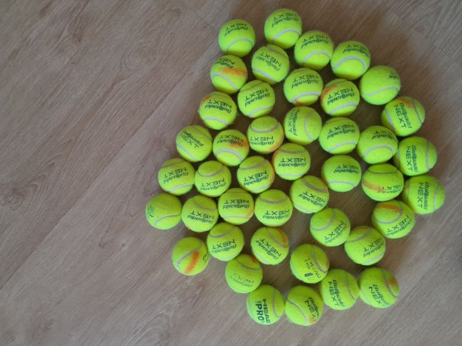 Vendo Bolas de Padel muito bonitas como novas