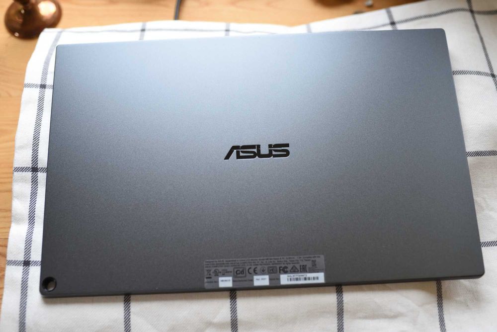monitor przenośny, zewnętrzny ASUS ZenScreen MB16ACE 15,6"