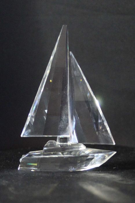 Veleiro de cristal Swarovski.