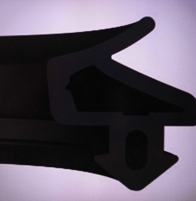 Ущільнювач віконШпінгалет поворотно-відкидниВідпов планка закреп цапфи