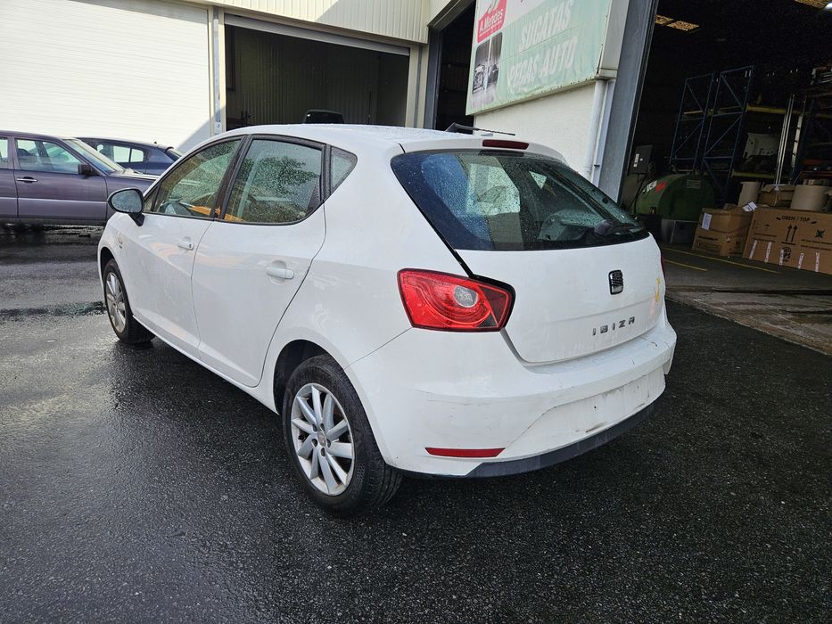 Seat Ibiza 6J 1.6 TDi de 2013 para peças
