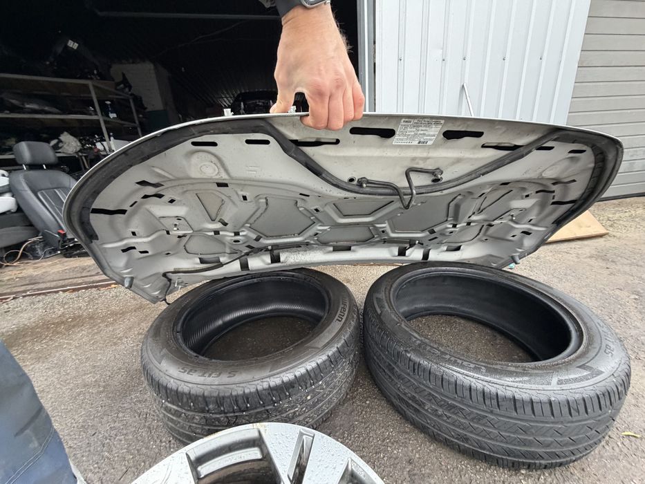 Капот   Ford Edge 2020 рік  JS фарба