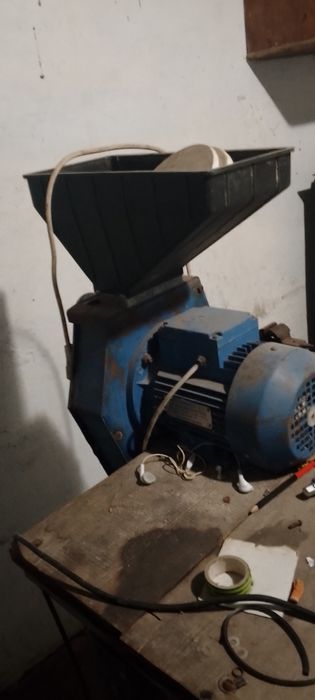 Крупоріска  і для кукурудзи