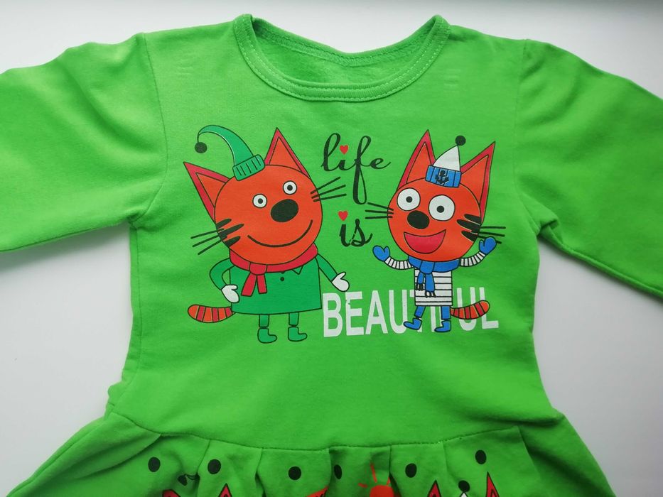 Продам платье  Три кота на девочку р. 92-98 см.