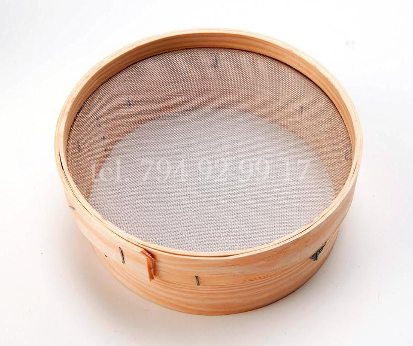 Sito kuchenne do mąki siatka nylonowa 08mm obejma drewniana 30cm