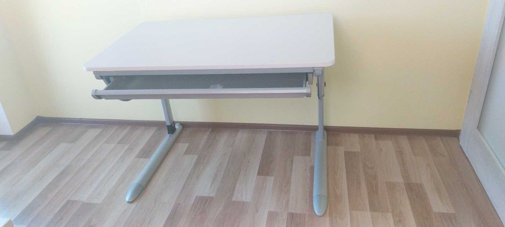 Biurko rosnące Kettler