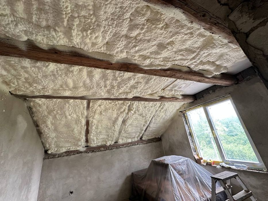 Утеплення пінополіуретаном, піною, Ппу / Старий Самбір та околиці.