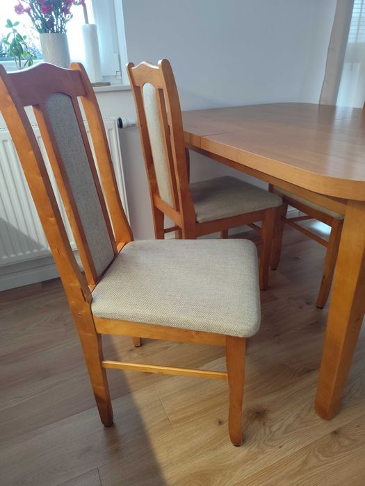 Stół + 3 krzesła