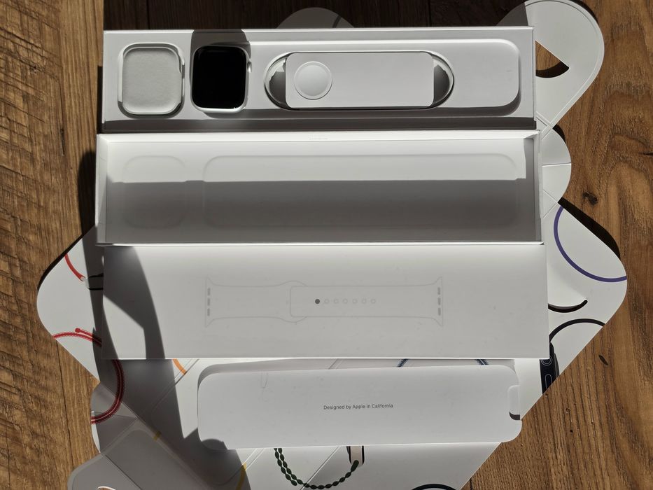 Apple Watch 8 45mm GPS Silver | Stan Świetny | Pełen Komplet + Fabrycznie Nowe Paski | Gratisy