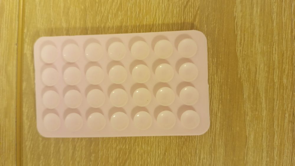 Липучка рожевого кольору