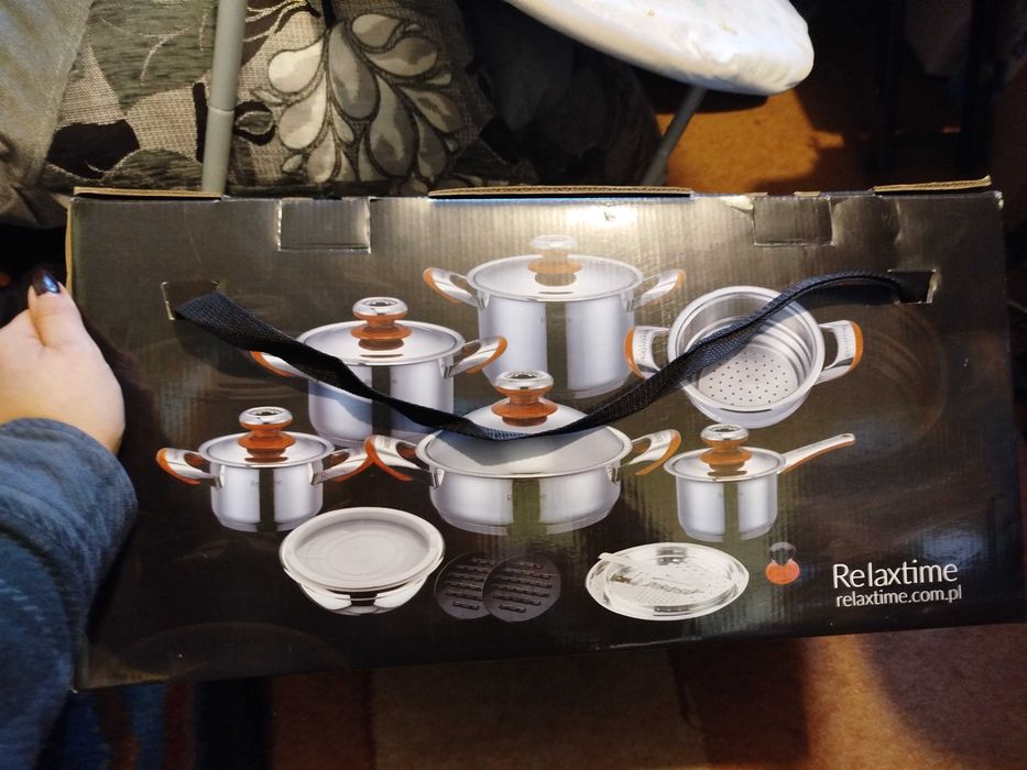 Zestaw naczyń do gotowania