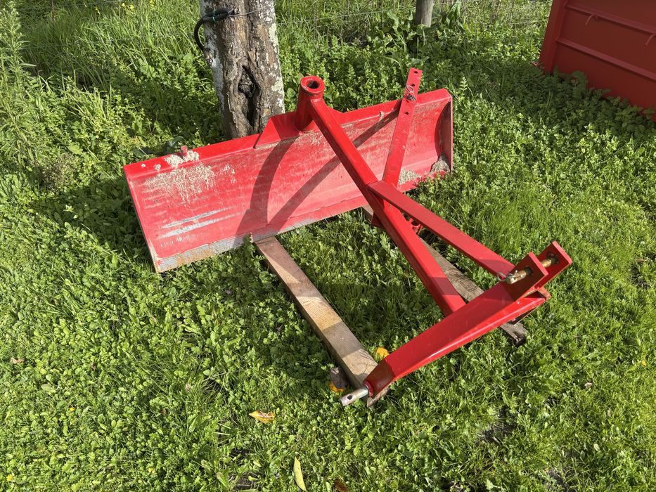 Trator Yanmar F180 - 4wd - com alfaias