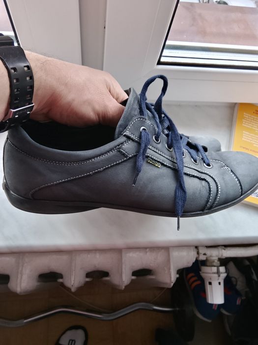 Sprzedam buty KAZAR rozmiar 42