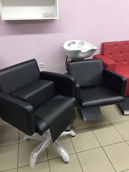 Мийка і крісло перукарське в комплекті