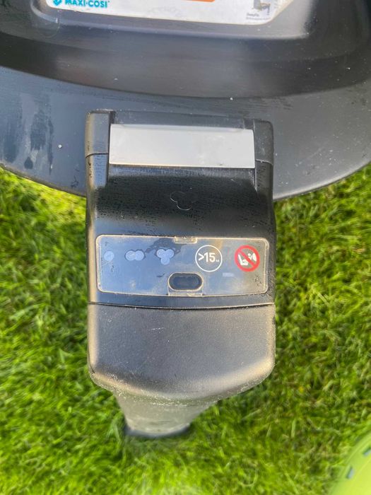 Fotelik samochodowy Maxi Cosi Pearl Pro z bazą