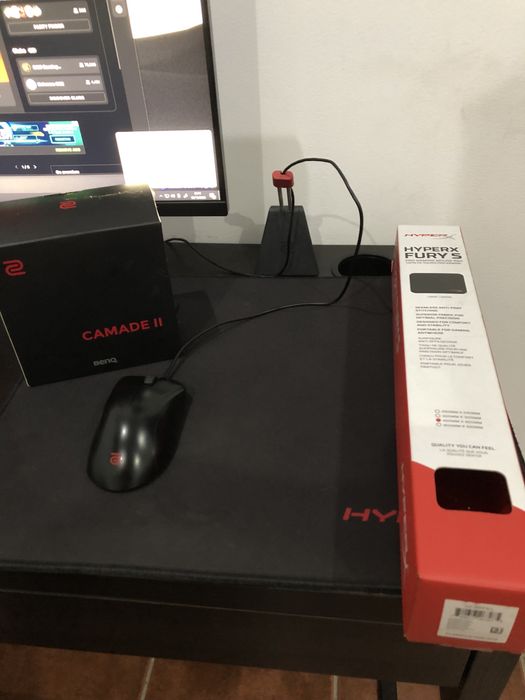 Rato Gaming ZOWIE EC2-B + Tapete HyperX + Dongle