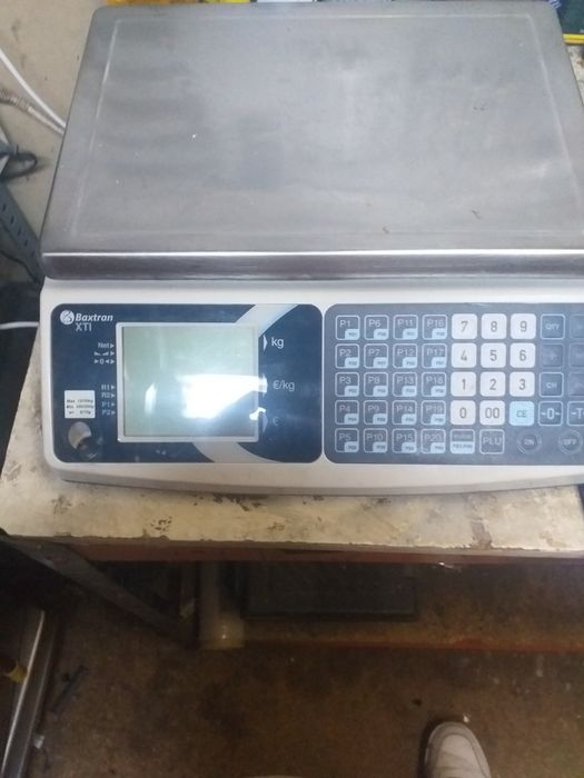 Balança eletrônica pesa máx 30kgcom bateria interna
