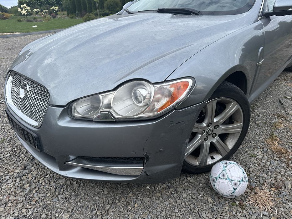 Jaguar XF 3.0d Uszkodzony silnik