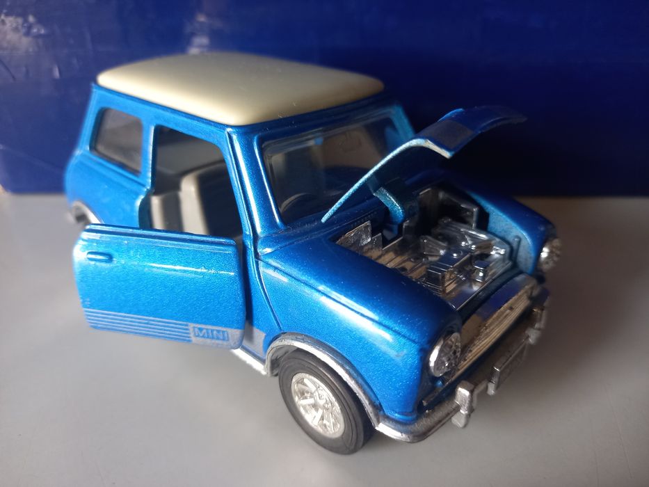 Morris mini (miniatura)