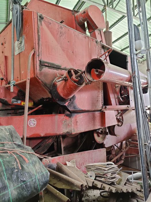 Ceifeira Debulhadora Laverda M100