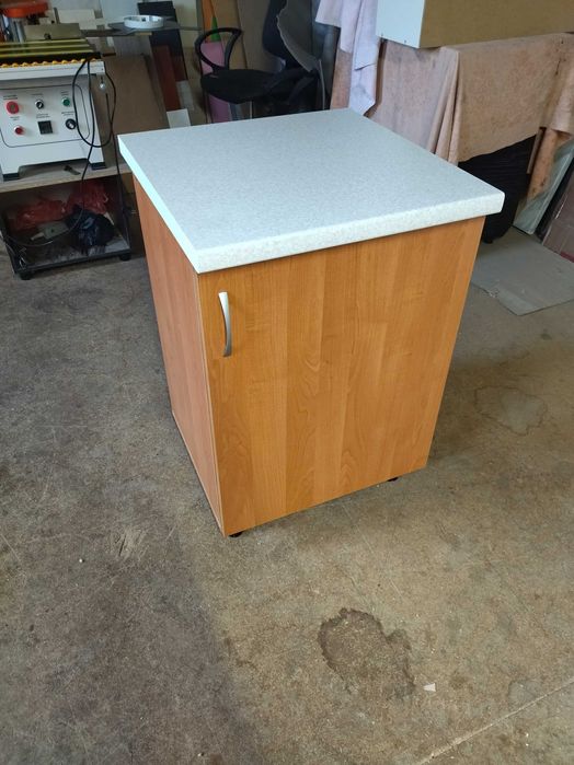 Продам новую тумбу