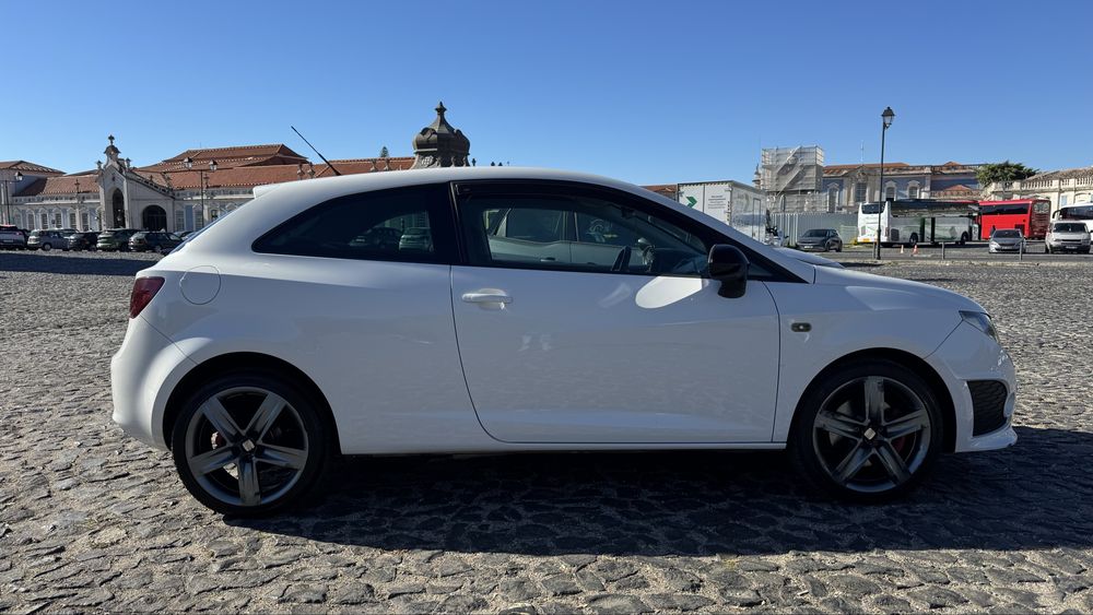 Seat ibiza bocanegra — photo 5