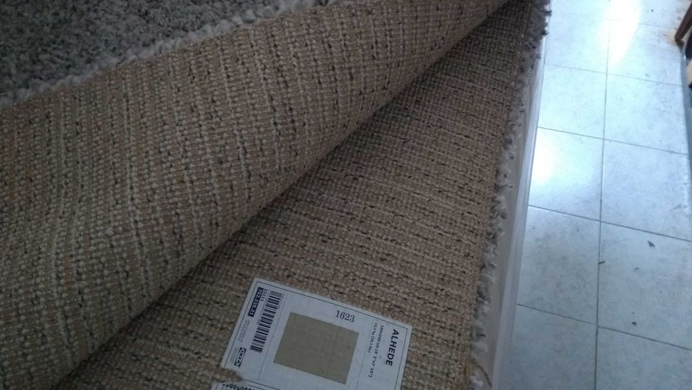 Vendo tapete pouco usado