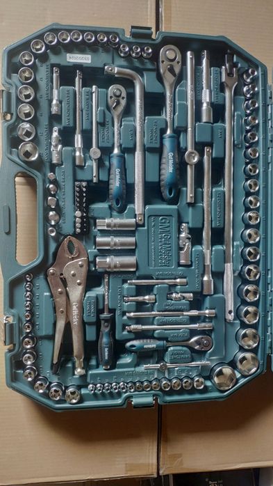 Профессиональный набор инструментов Gut Meister 145шт GM-01145 Germany
