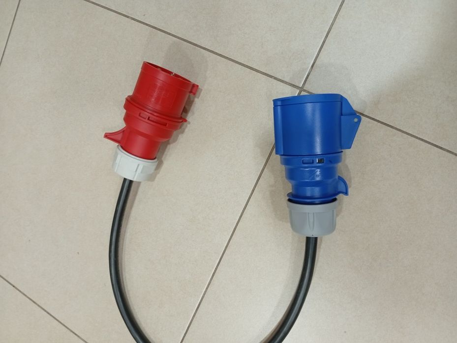 Adaptador trifásico/monofásico industrial 32A Novo