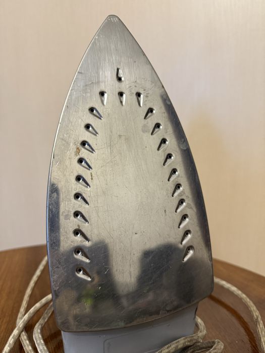 Утюг Scarlett Rufus