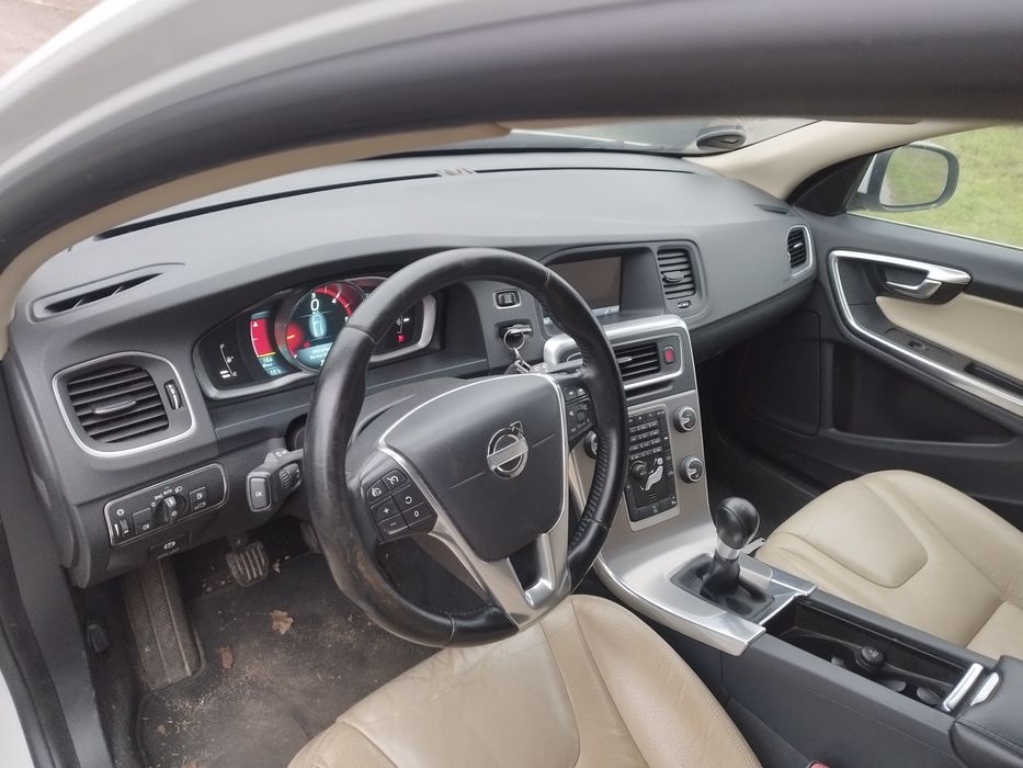 Całe na Części V60 S60 Volvo