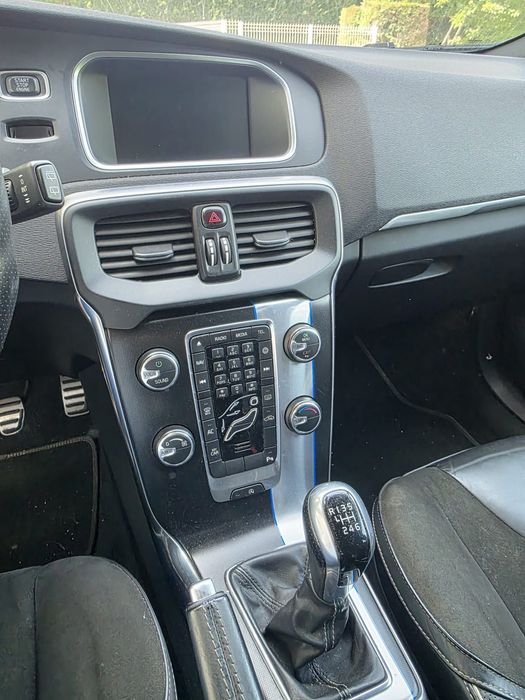 Volvo V40 RDesign