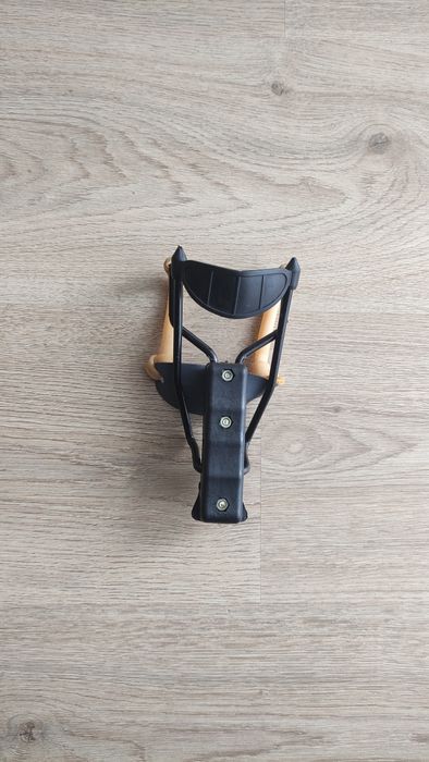 Fisga com apoio de braço