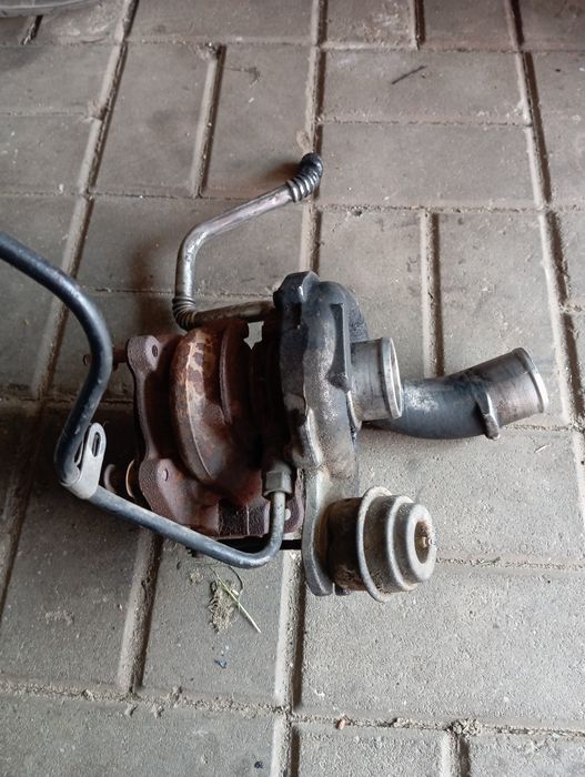 Turbina Opel Vivaro Renault Trafic 1.9 przewody turbiny