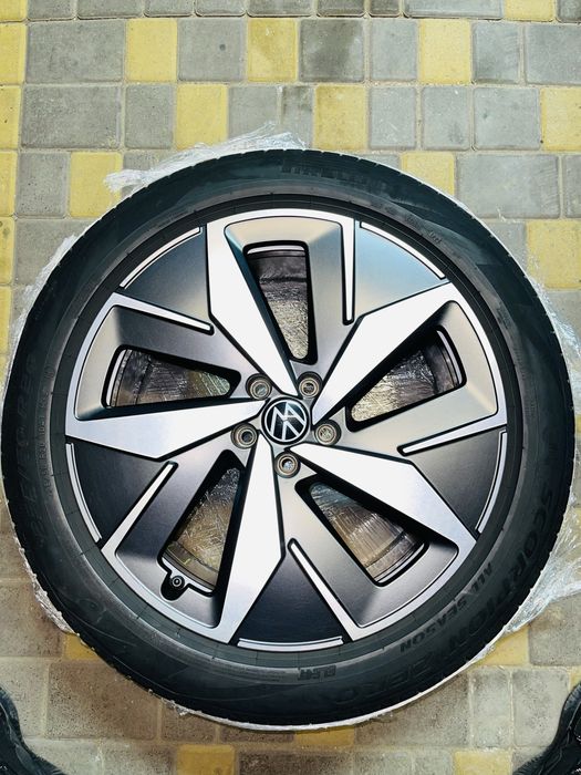 235/50 r20 Pirelli Scorpion Zero AllSeason разноширокую от id 4