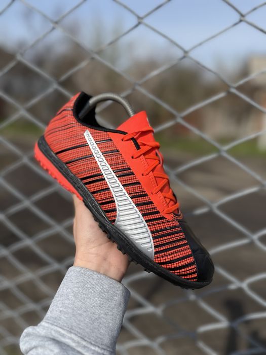 Puma one сороконожки оригинал футбольные копы детские 38  бутсы копы