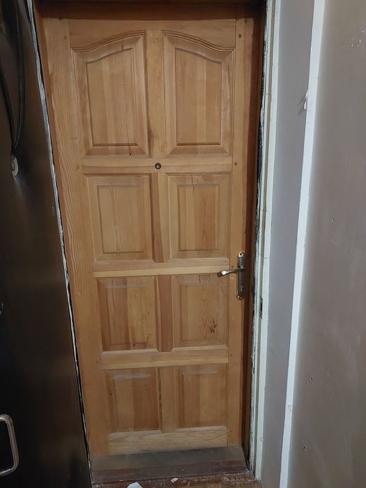 Продам двері  дерев'яні