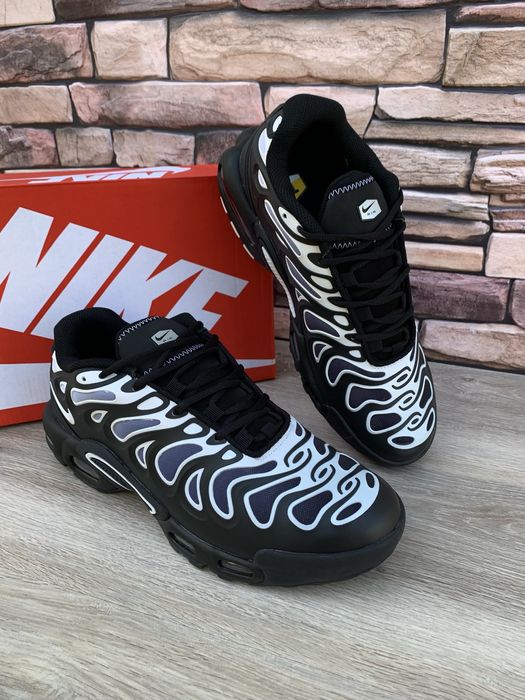 Кросівки Nike Air Max Tn Plus Drift | Nike TN drift | Nike DN