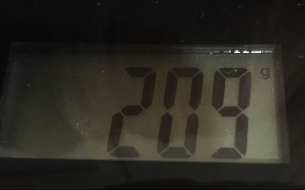 Натуральные волосы.