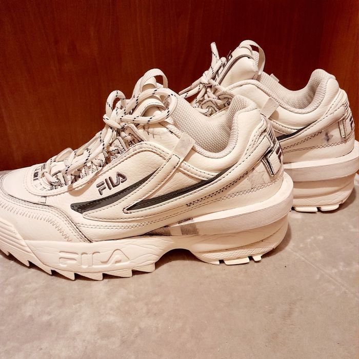 Продам оригінальні шкіряні красовки FILA