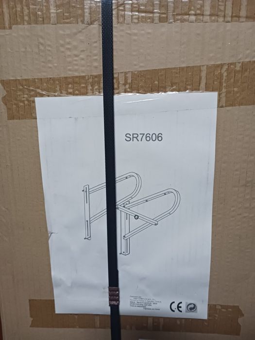 Suporte de saco de boxe ou pêra novo de parede novo na caixa