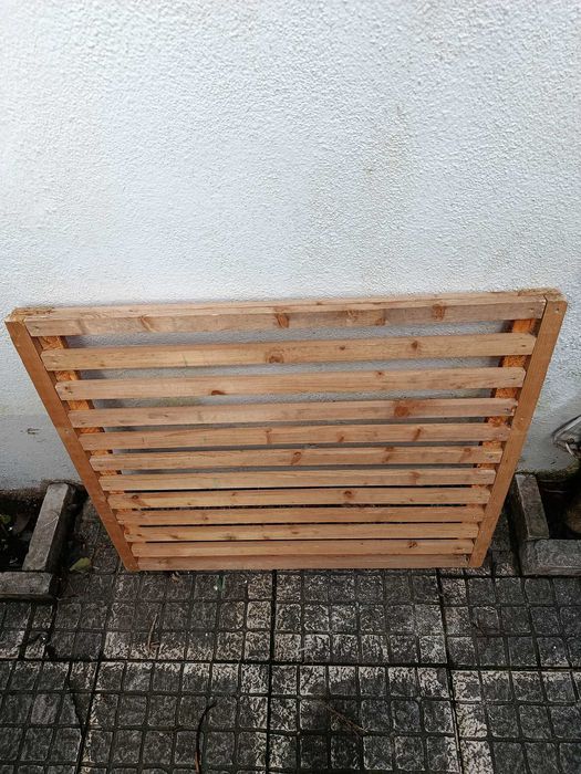 Estrado Máquina Pinho441859357436825601
