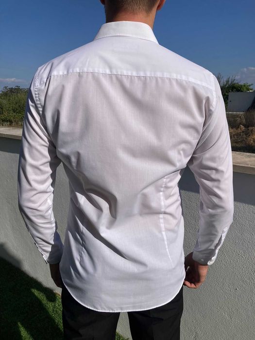 Camisa branca Slim Fit para fato