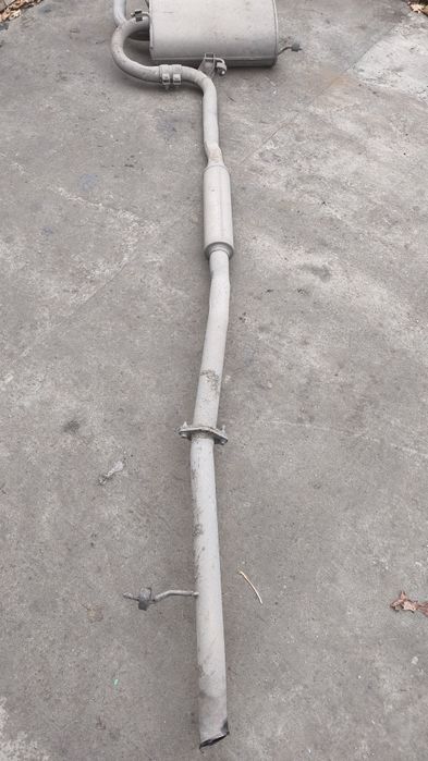 Продам глушитель заднюю банку на ниссан x-trail t30 2.2 дизель