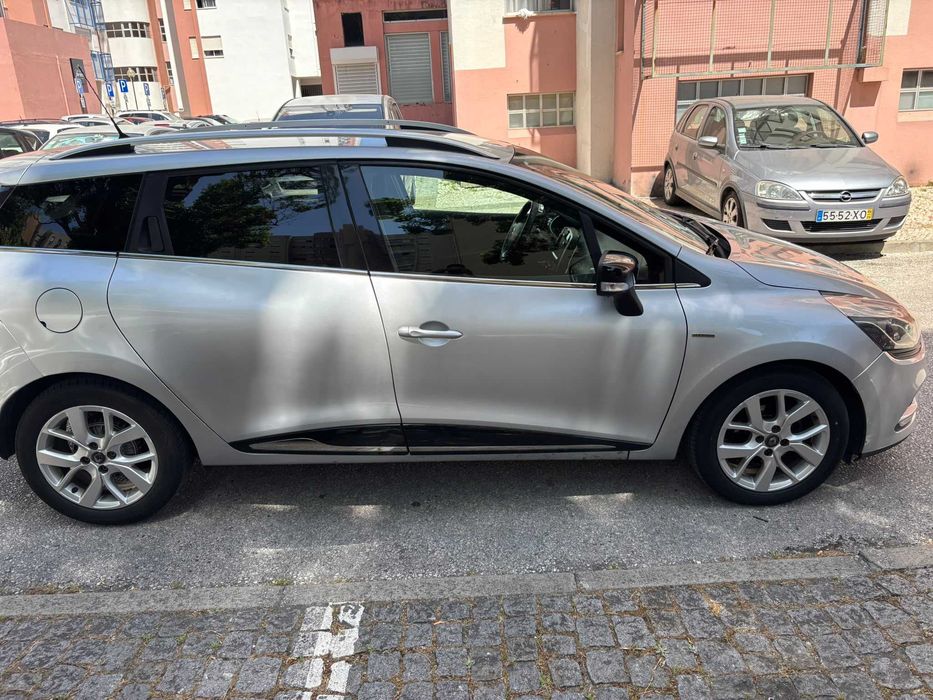 Renault Clio 1.5 foto 2