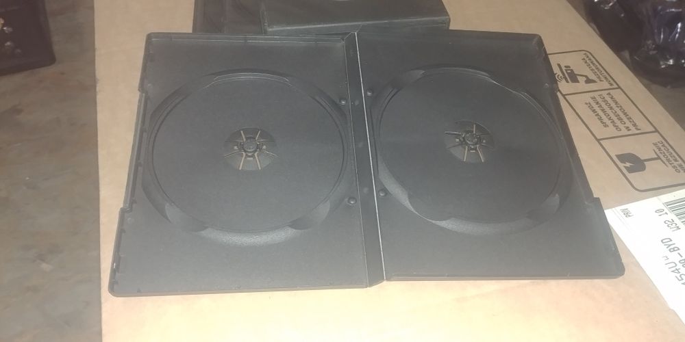 Pudełko na płyty dvd/cd.