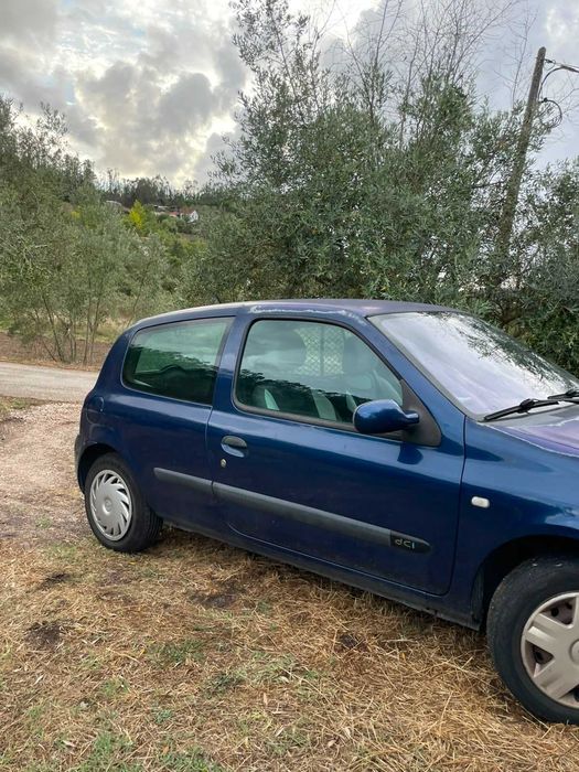 Renaul Clio 1.5 65 cv  - Correia de distribuição mudada à 20000 km