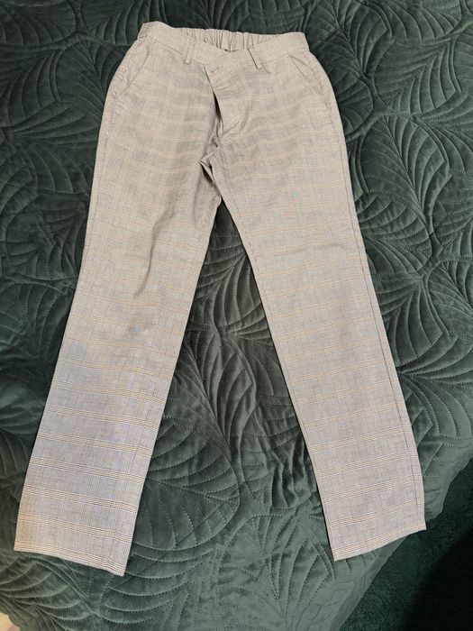 Spodnie męskie materiałowe w kratkę szaro-beżowe rozmiar 32 Reserved