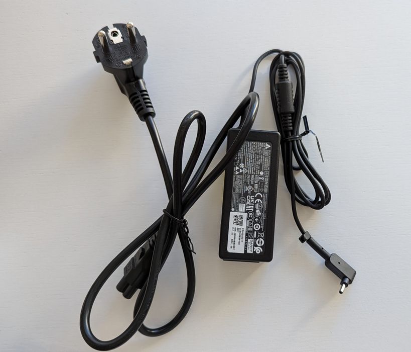 Portátil ACER Aspire 3